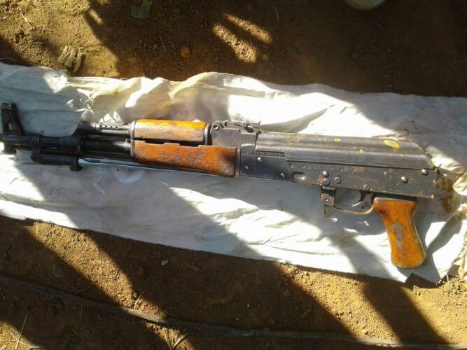 Notorious thief arrest in possession of a gun