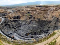 Over 100 killed in a Gold mine