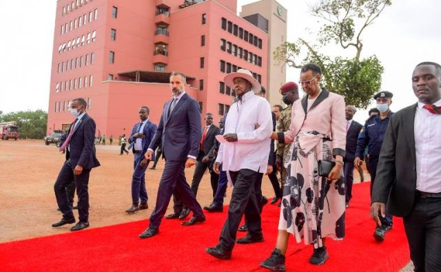 Prince Rahim Al-Hussaini Aga Khan V and President Yoweri Kaguta Museveni arrive at Nakawa