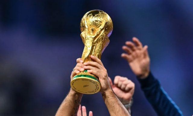 Fifa-World-Cup-trophy-1